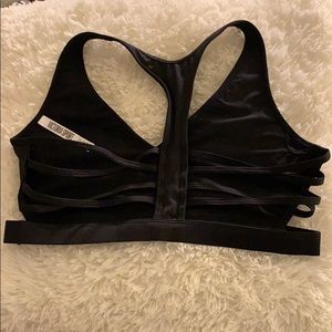 Victoria’s Secret strappy racerback sports bra
